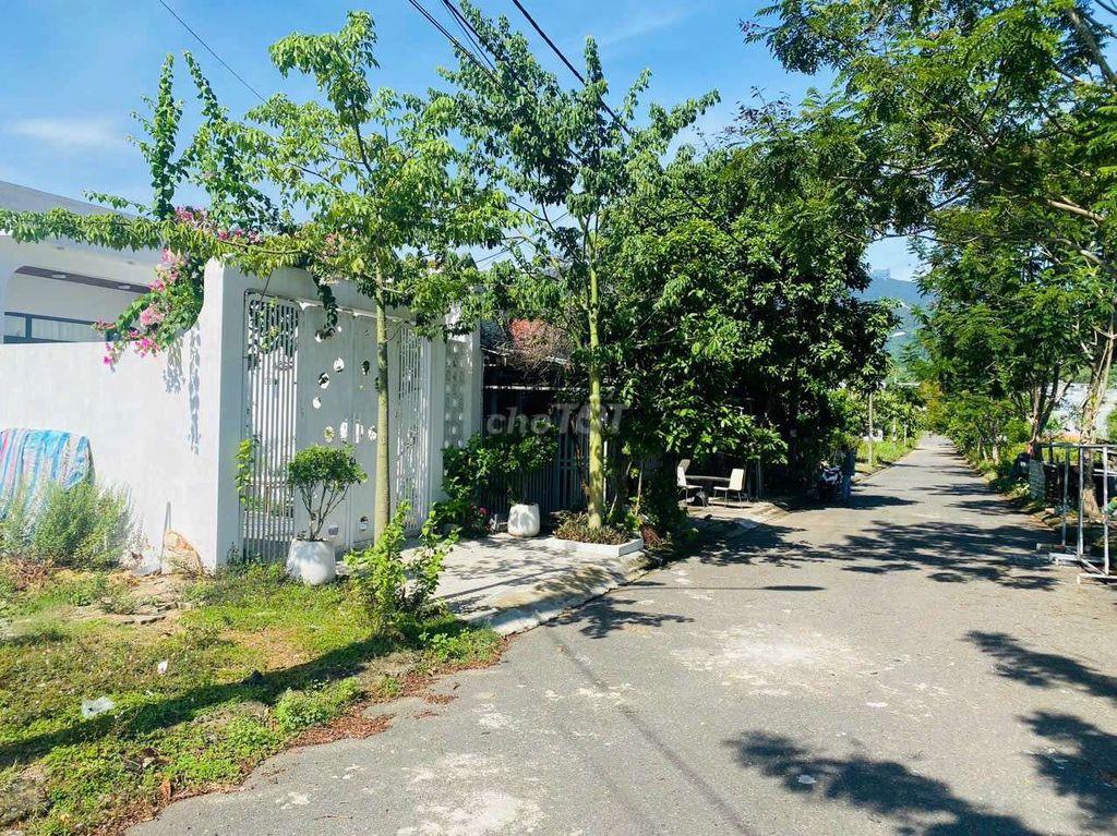 Đất tái định cư nam nhà vườn giá sụp hầm, 92,5m2 hướng đông nam