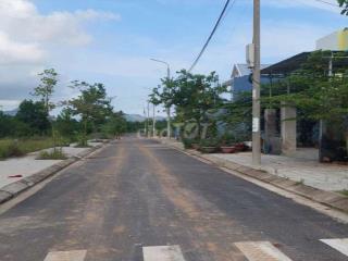 Bán nhà tái định cư hòa phú, 150m2 đất ở 3 phòng ngủ, đường 5,5m.