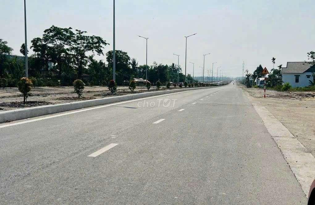 Đất trồng cây lâu năm 2500m2 gần vành đai, mua làm công ty kho bãi