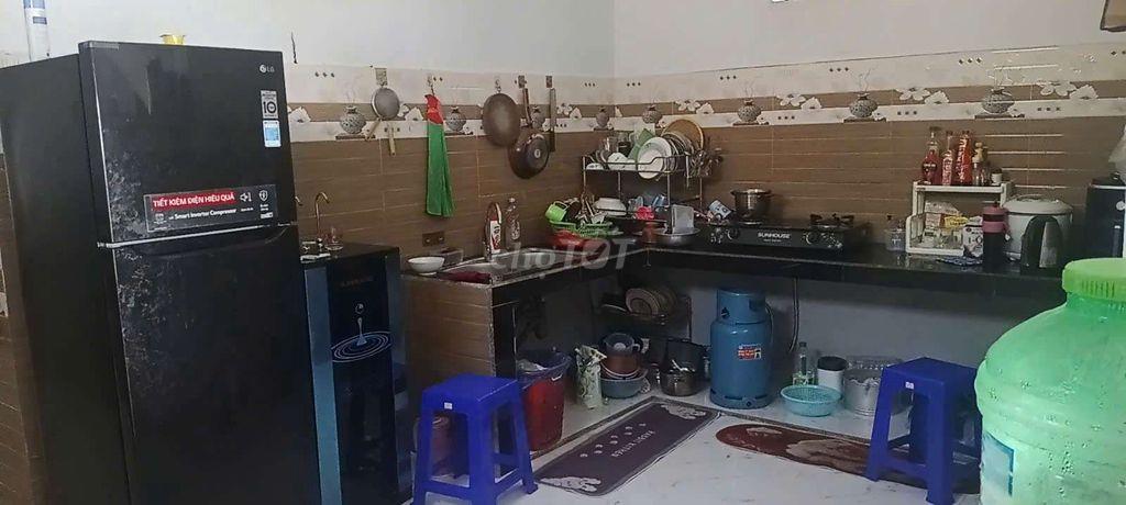 Bán nhà 2 tầng xã hoà phong, 125m2 có 120m2 đất ở view cánh đồng