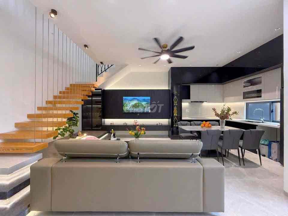 Siêu phẩm nhà phố hiện đại An Thượng 15 Ngũ Hành Sơn vài bước ra biển
