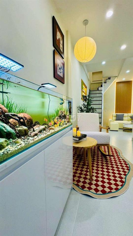 CHÍNH CHỦ BÁN NHÀ 2 TẦNG TRẦN CAO VÂN GẦN BIỂN SÁT CHỔ ĐỂ Ô TÔ