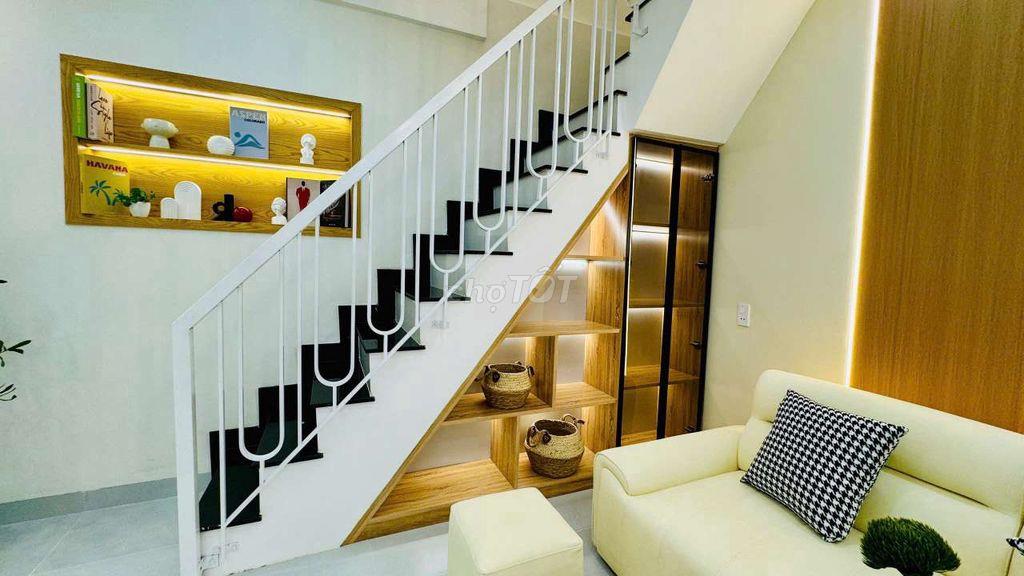 CHÍNH CHỦ BÁN NHÀ 2 TẦNG TRẦN CAO VÂN GẦN BIỂN SÁT CHỔ ĐỂ Ô TÔ