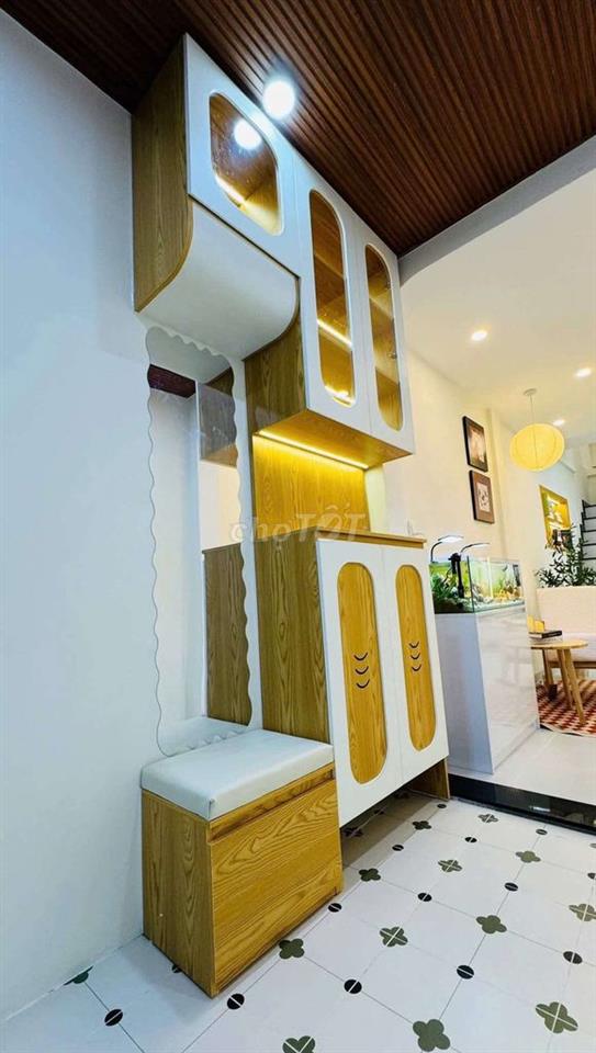 Nhà Full Nội Thất Trung Tâm Thành Phố Gần Biển