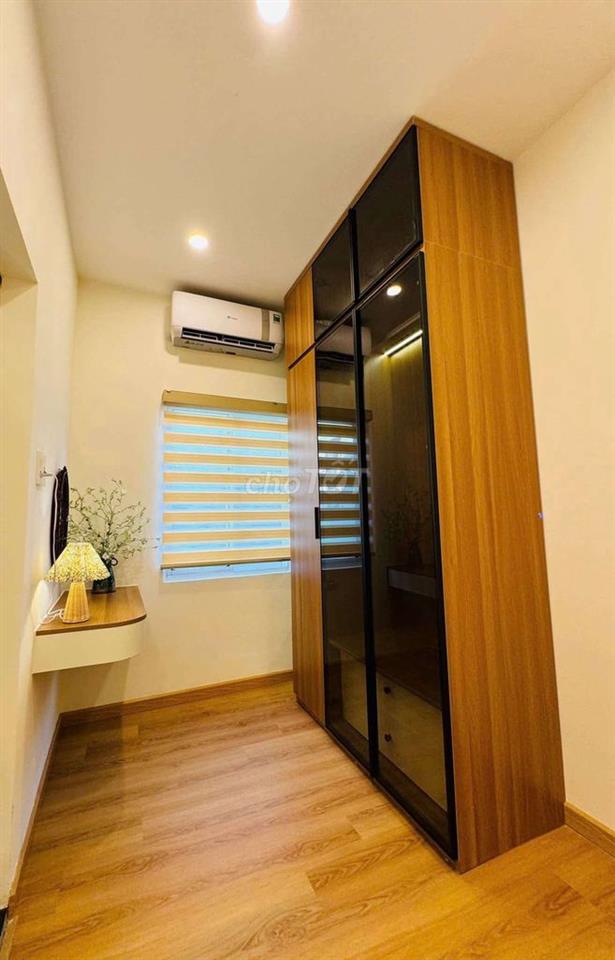 Nhà Full Nội Thất Trung Tâm Thành Phố Gần Biển