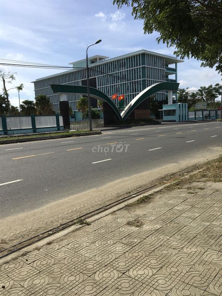 Bán đất 2 mặt tiền tặng nhà hai tầng, nở hậu đường Mai Đăng Chơn