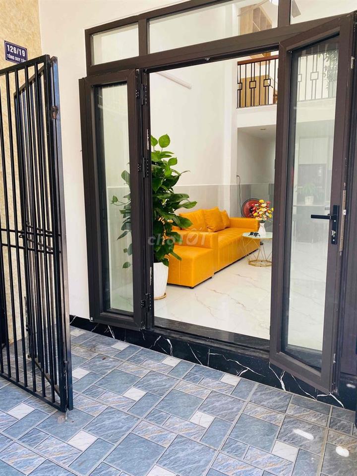 Nhà kiệt ô tô, gần chợ Hoà Mỹ, gần bến xe trung tâm, trường học ..,