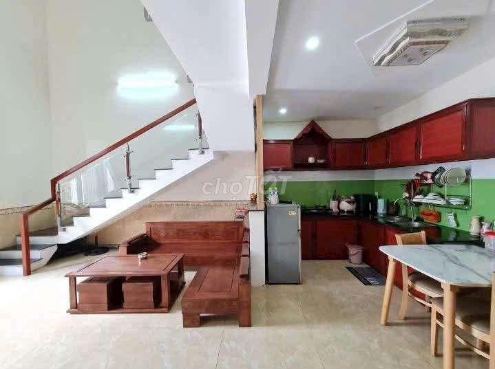 Tìm đâu nhà gác đúc kiệt 3m Hoàng Văn Thái tp Đà Nẵng. 60m2 giá 3ty050