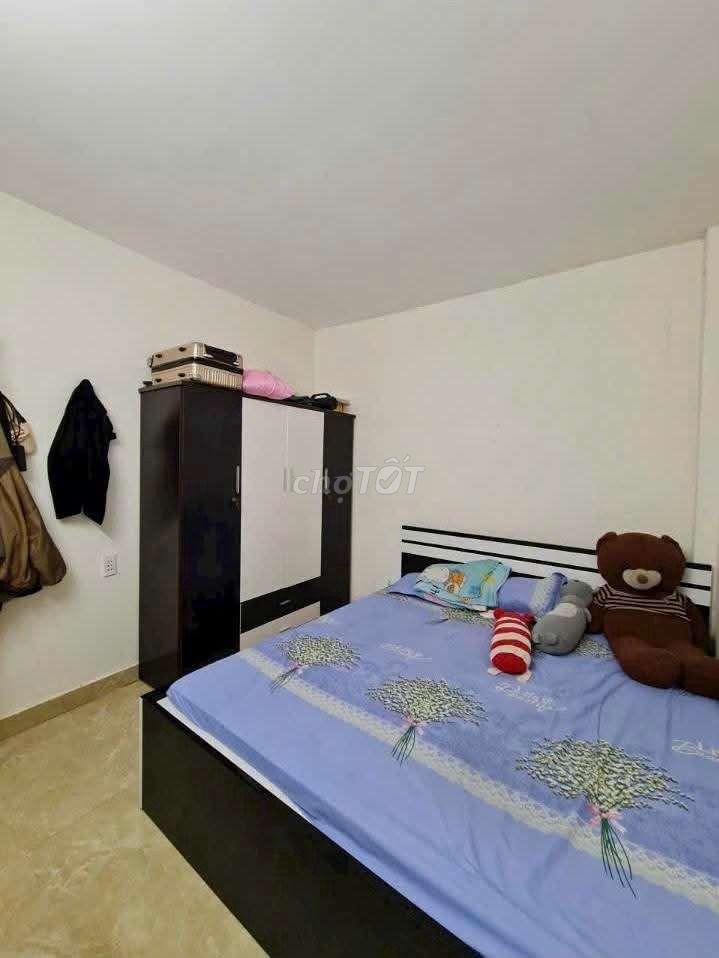Tìm đâu nhà gác đúc kiệt 3m Hoàng Văn Thái tp Đà Nẵng. 60m2 giá 3ty050