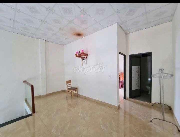 Tìm đâu nhà gác đúc kiệt 3m Hoàng Văn Thái tp Đà Nẵng. 60m2 giá 3ty050