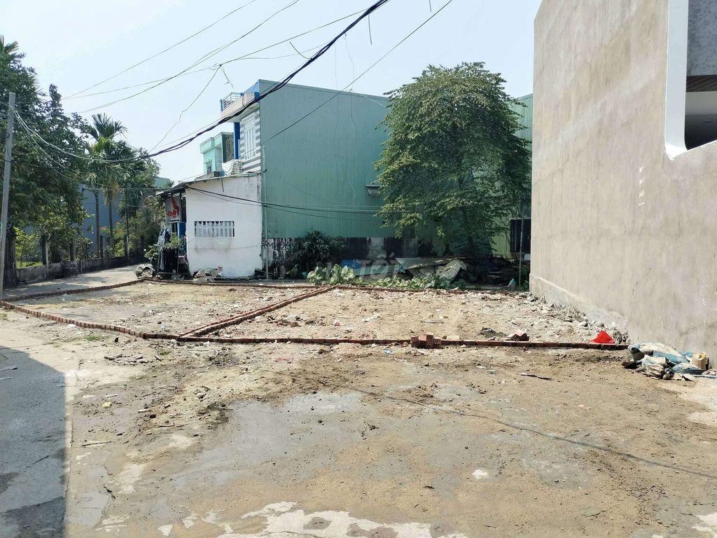 Bán  lô 3 mặt kiệt Trường Chinh
💥Diện tích : 82m2 2ty850