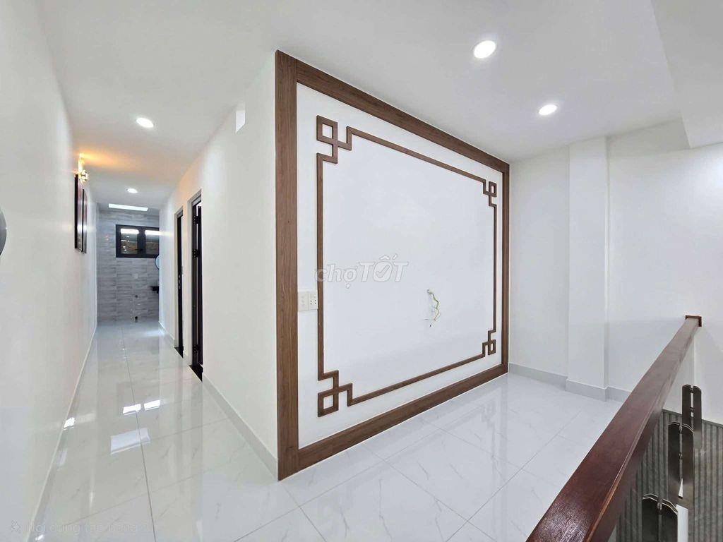 Tìm đâu ra nhà kiệt oto tận nơi kiệt Tôn Đản tp Đà Nẵng
Giá 4ty050tl