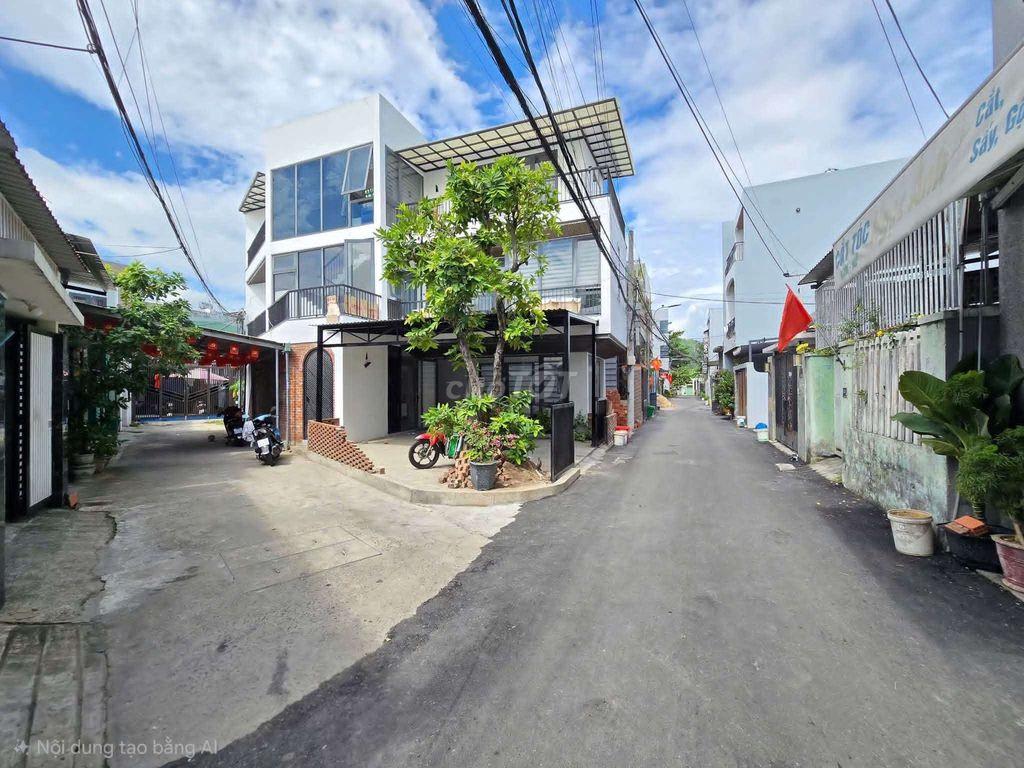 Tìm đâu ra nhà kiệt oto tận nơi kiệt Tôn Đản tp Đà Nẵng
Giá 4ty050tl