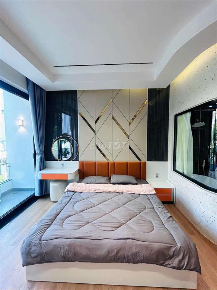 Chào bán nhà 3 tầng Mặt tiền Hòa Minh. giá 8ty350tl