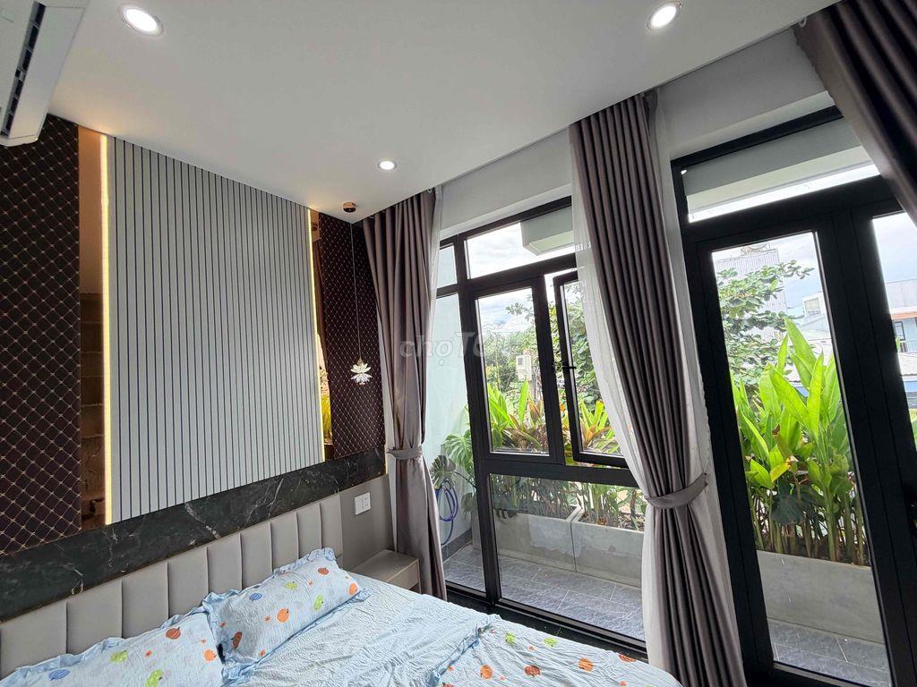 chính chủ bán căn sát biển Nguyễn Tất Thành,  Ngay Hoàng thị loan.