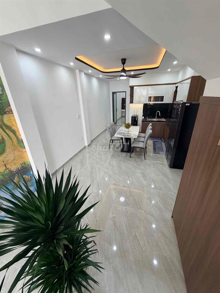 Chính chủ bán nhà 1/109 phạm như sương 3 Mê gần siêu thị MeGa