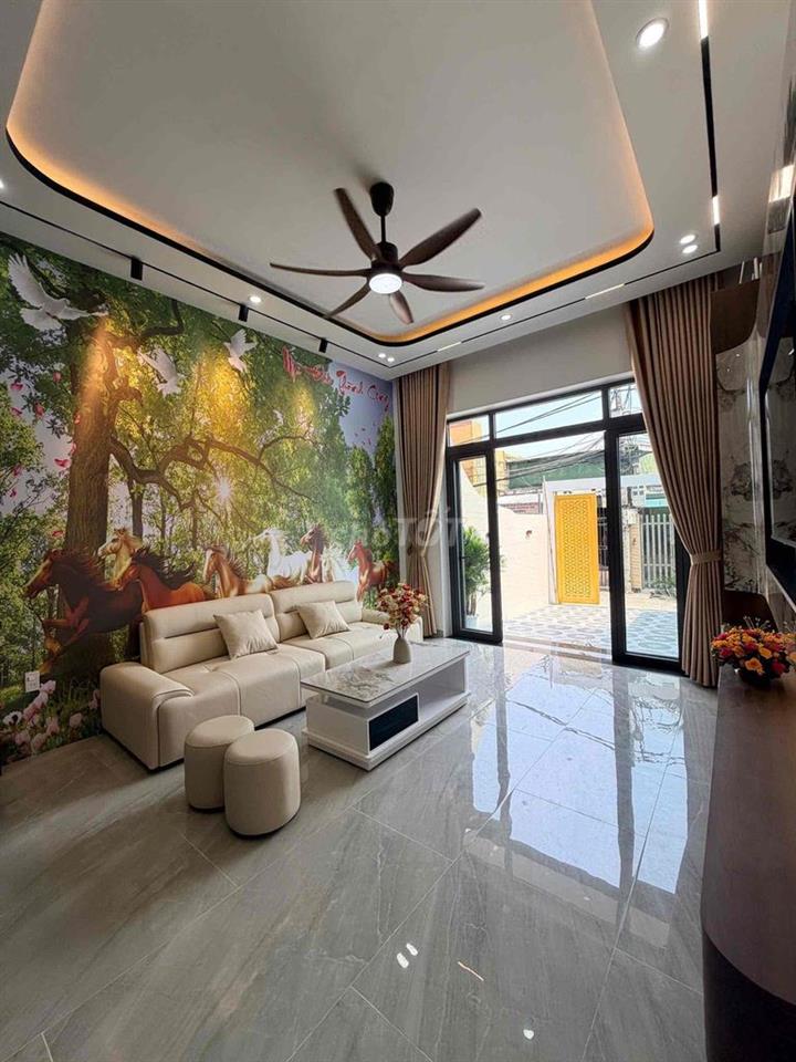 Chính chủ bán nhà 1/109 phạm như sương 3 Mê gần siêu thị MeGa