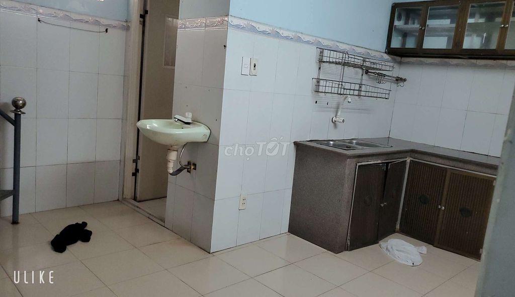 Cho thuê nhà rộng rãi kiệt HÀ HUY TẬP GẦN TRẦN CAO VÂN 