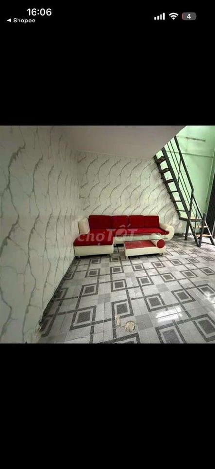 Nhà chính chủ Lý Thái Tổ 