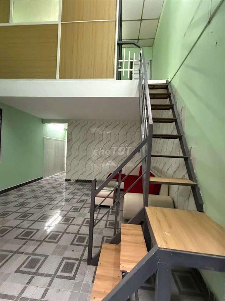 Nhà chính chủ Lý Thái Tổ 