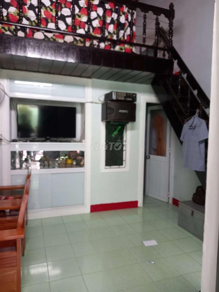 nhà ngay trung tâm thành phố -  giá rẻ 
