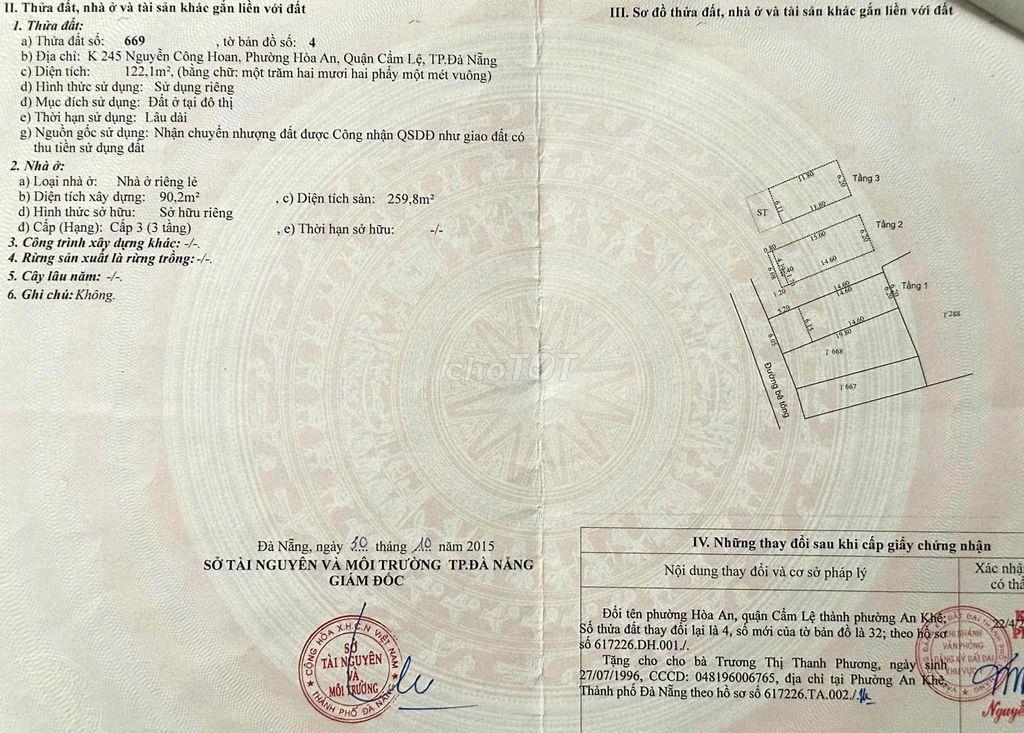 cần bán nhà kiệt xe hơi có sân đậu oto