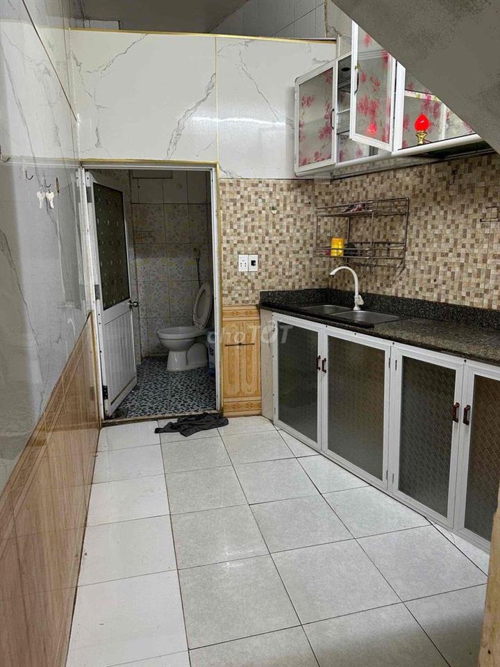 Cần bán gấp nhà đường 2/9, Đà Nẵng, 30m2, giá rẻ