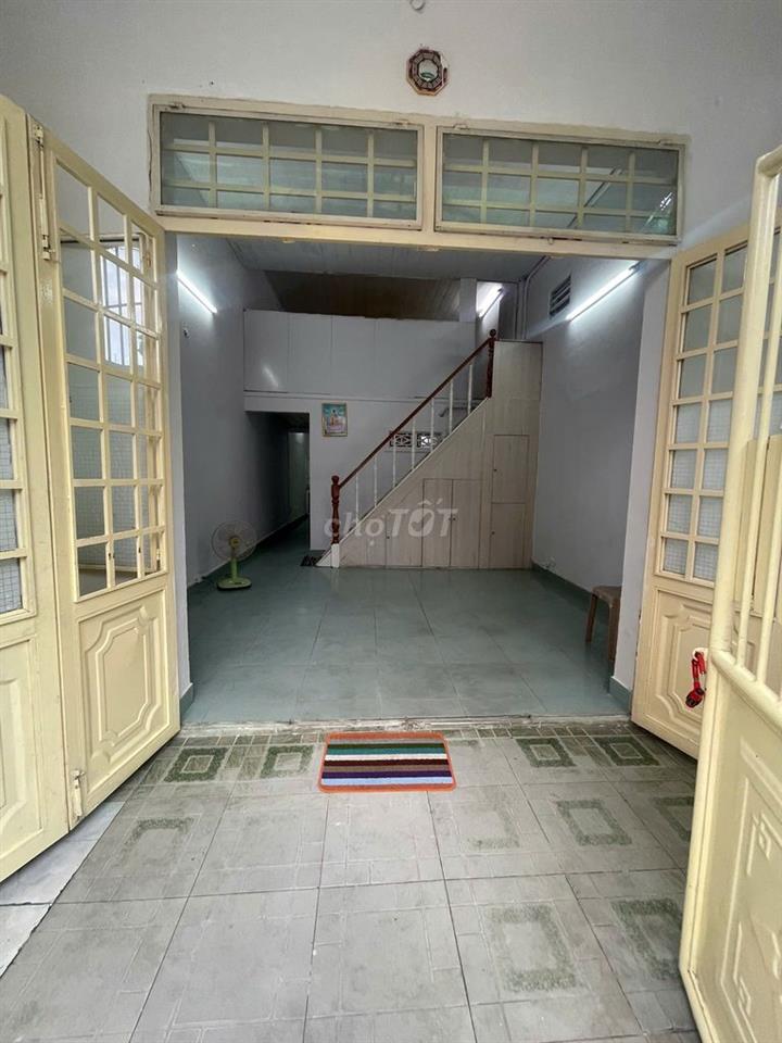 BÁN NHÀ MẸ NHU HẺM Ô TÔ 3.2 TỶ HƯỚNG BẮC CÓ TL