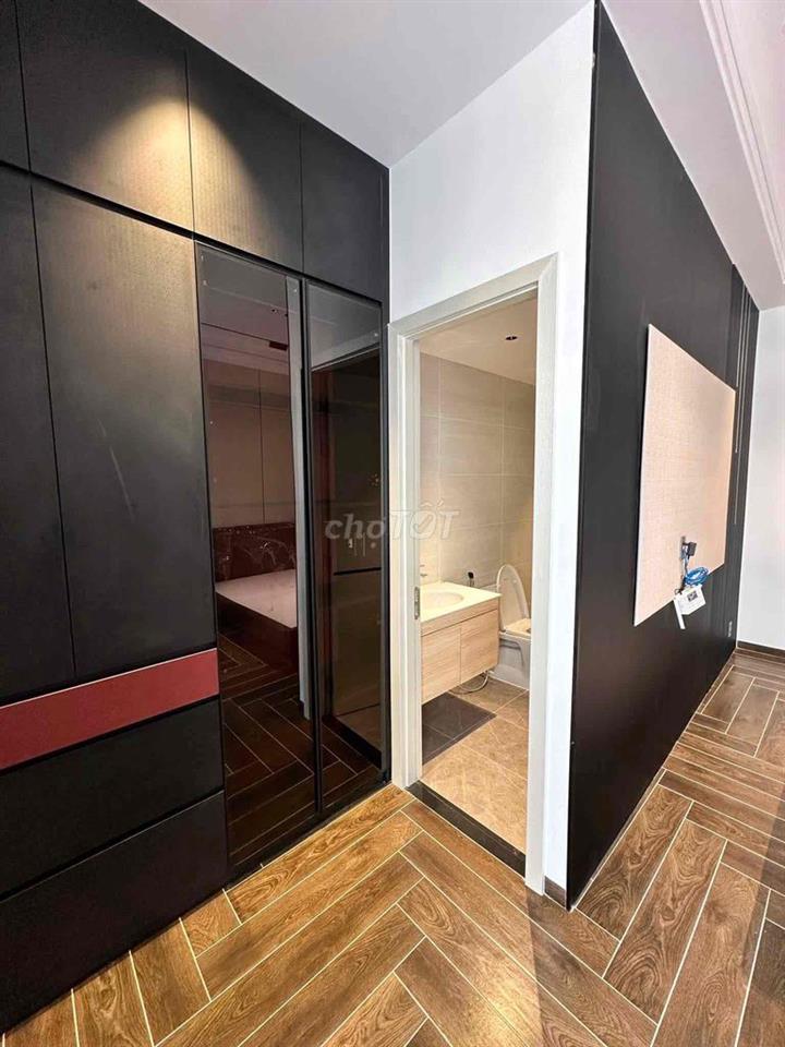Mở Bán Căn Nhà Mặt Phố Kinh Doanh Buôn Bán Ngay Trung Tâm