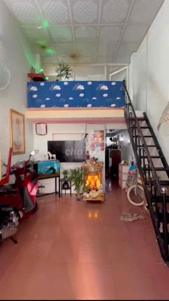 TÔI BÁN NHÀ TÔN ĐỨC THẮNG CÁCH ĐƯỜNG 20m