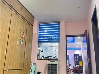TÔI CHO THUÊ NHÀ 3 TẦNG ĐƯỜNG MÊ LINH FULL NỘI THẤT