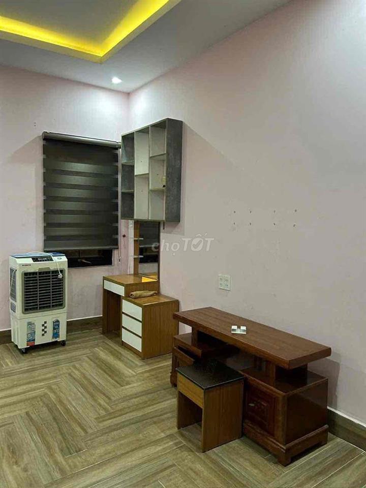 TÔI CHO THUÊ NHÀ 3 TẦNG ĐƯỜNG MÊ LINH FULL NỘI THẤT