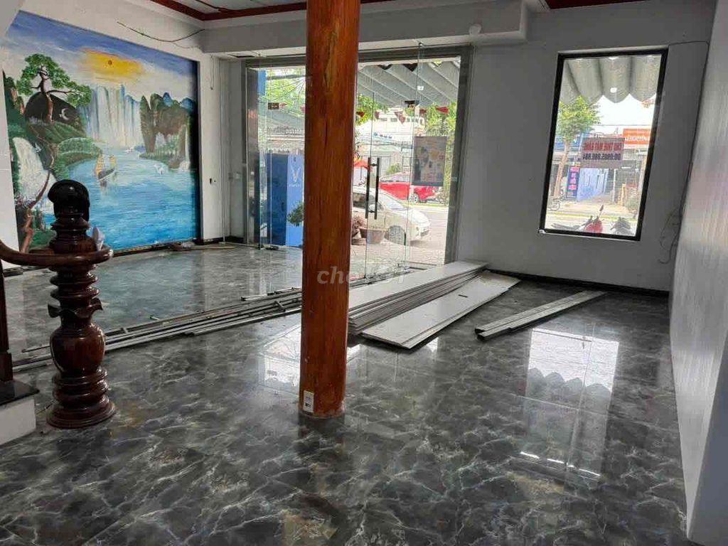 TÔI CHO THUÊ NHÀ 3 TẦNG DT 200M2 NGANG 8M