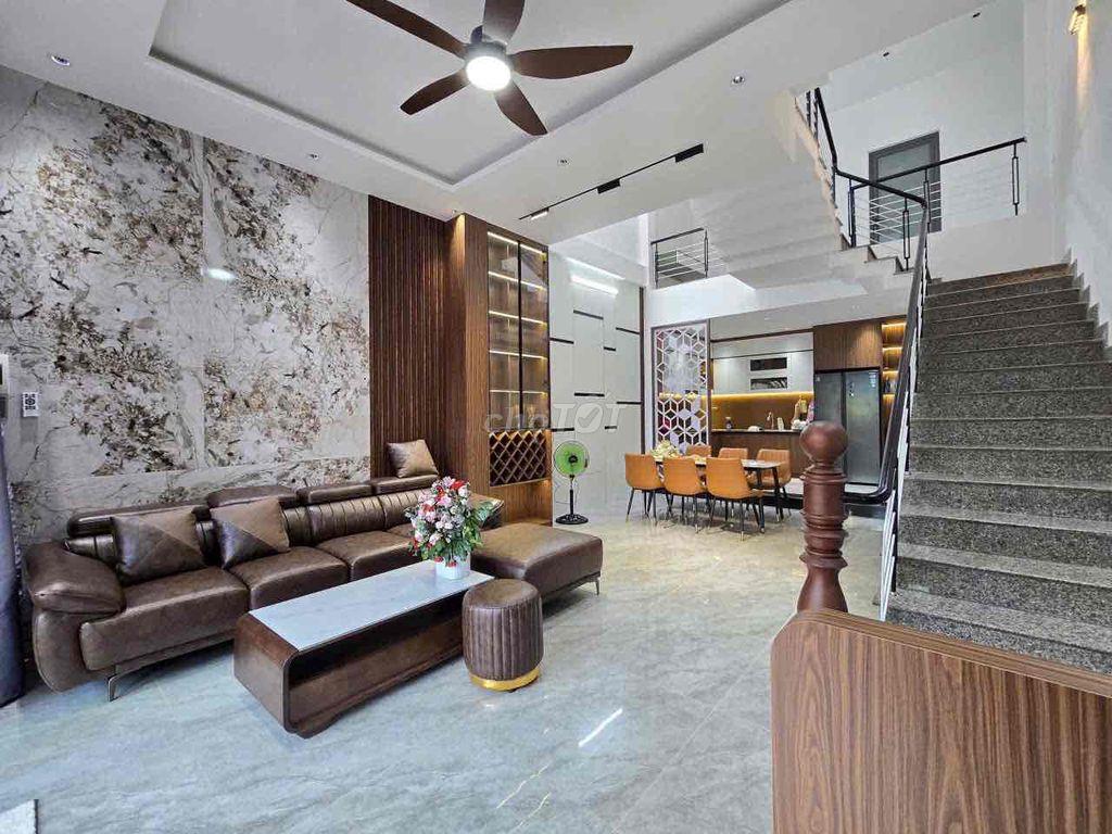 MÌNH CHO THUÊ NHÀ 3 TẦNG FULL NỘI THẤT ĐƯỜNG LÊ VĂN SĨ HOÀ MINH