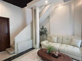 Bán nhà 45m2 Sát Mặt Tiền Nguyễn Hoàng