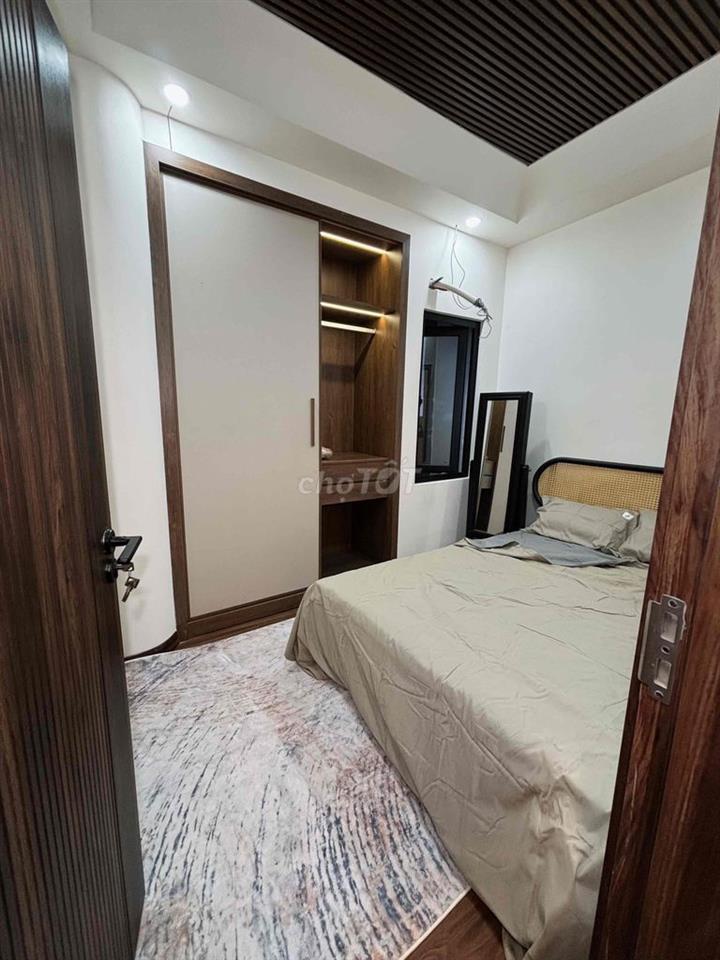 Bán nhà 45m2 Sát Mặt Tiền Nguyễn Hoàng