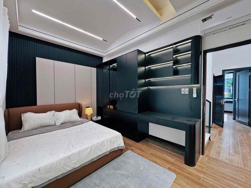 Bán nhà TT Thanh Khê sau lưng nhà MT