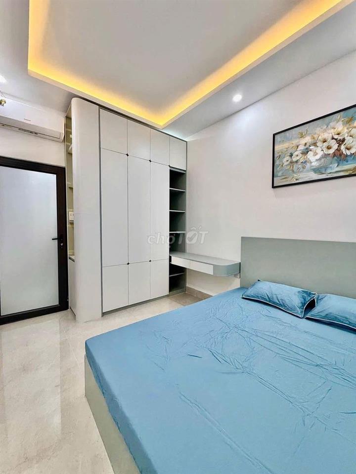 NHÀ 2 TẦNG LÔ GÓC KIỆT TRẦN CAO VÂN - SÁT BIỂN NGUYỄN TẤT THÀNH