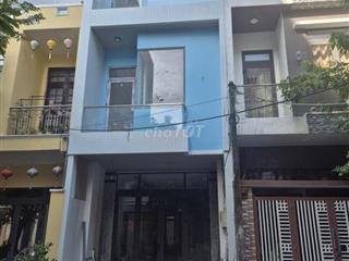 Bán nhà phố chính chủ