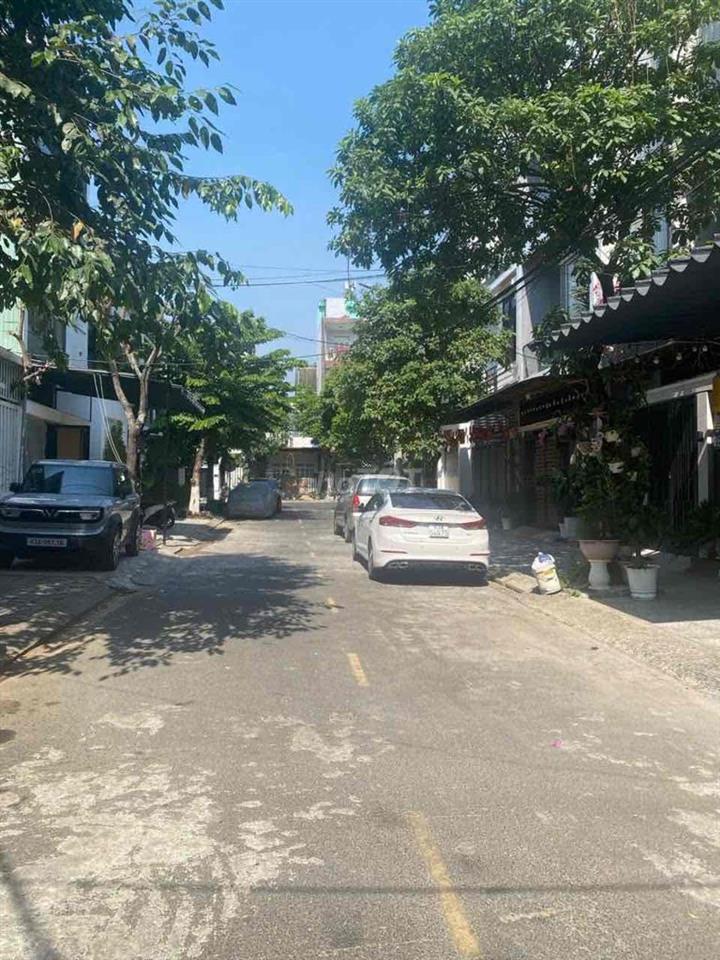 Bán gấp nhà 3  tầng mặt tiền Phần Lăng- Huỳnh Ngọc Huệ