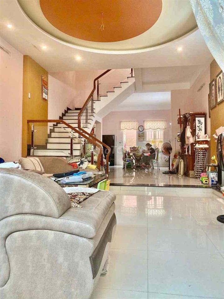 Bán gấp nhà 3  tầng mặt tiền Phần Lăng- Huỳnh Ngọc Huệ