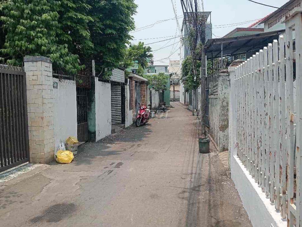 Bán đất tặng nha dt 144m Ngang 5 m kiet o to Nguyen Phuoc Nguyen