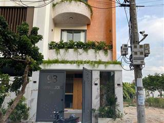 cần bán nhà