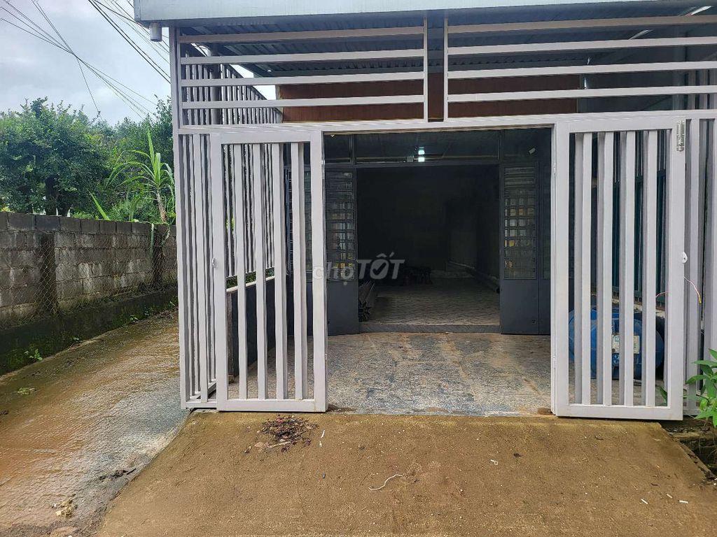 Bán 1 nhà cấp4, 2 mặt tiền kiệt ô tô xã Bà Nà như hình