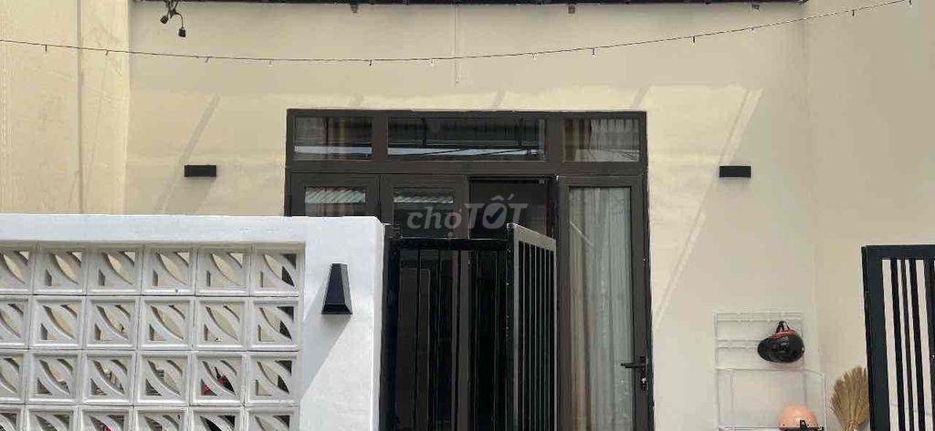 mình chính chủ cần bán nhà
