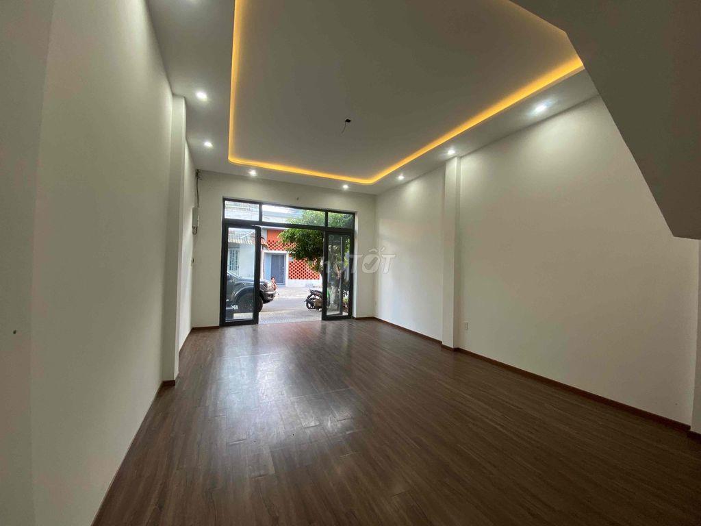 GIÁP VĂN CƯƠNG- Tầng 2 View biển Nguyễn Tất Thành,giá hời cho khách TC