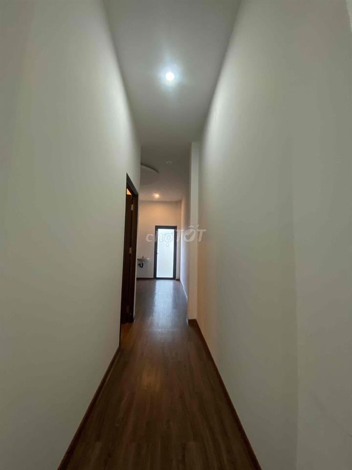 GIÁP VĂN CƯƠNG- Tầng 2 View biển Nguyễn Tất Thành,giá hời cho khách TC