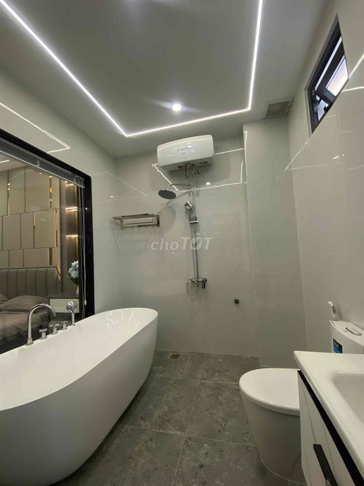 ❌Gả gấp Căn nhà 3 tầng tân cổ điển Hoà Phú gần trục Hoàng Thị Loa