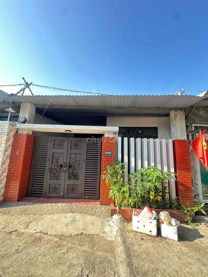 nhà ba lá chính chủ bán