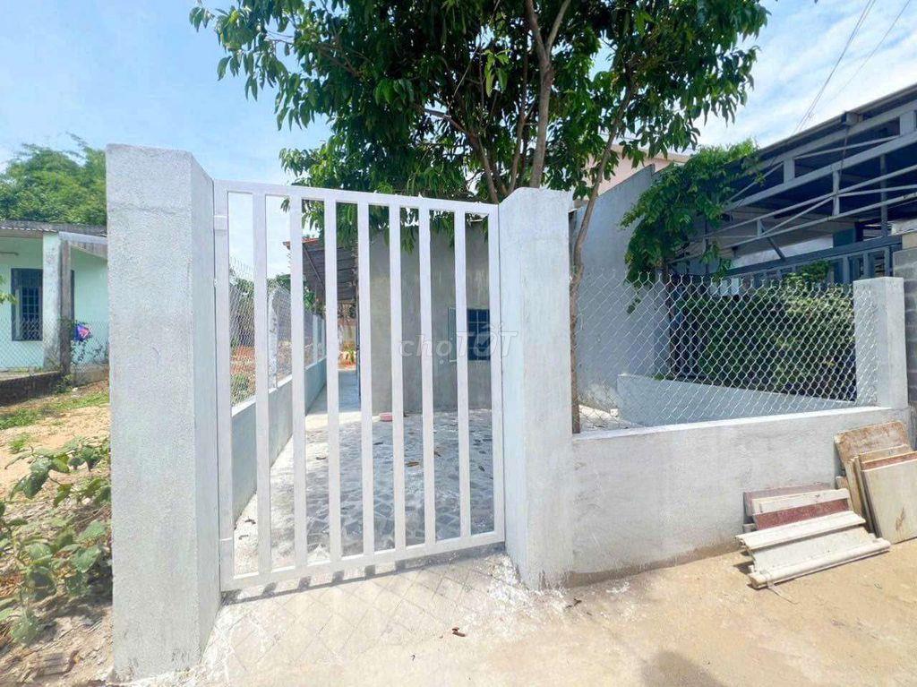Bán dãy trọ khu công nghiệp Hòa Cầm